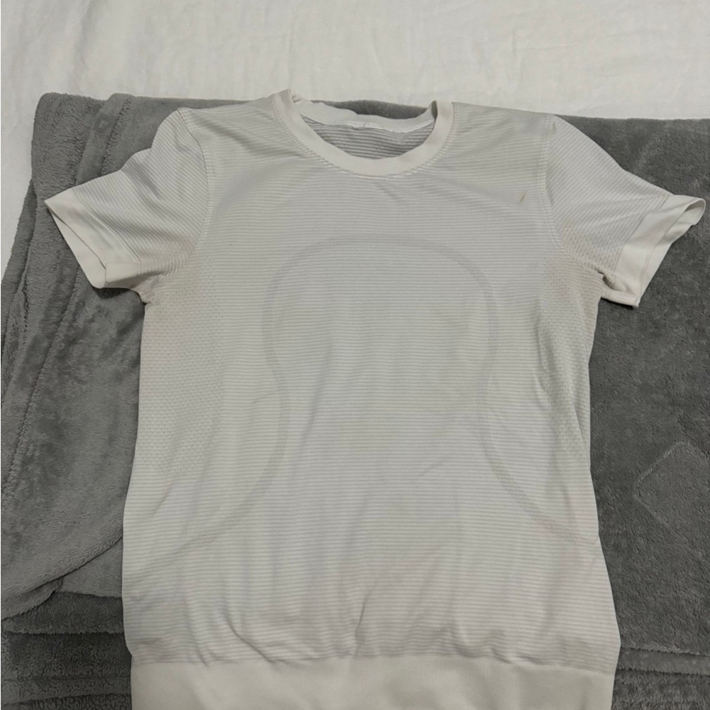 White lululemon swiftly tech t shirt